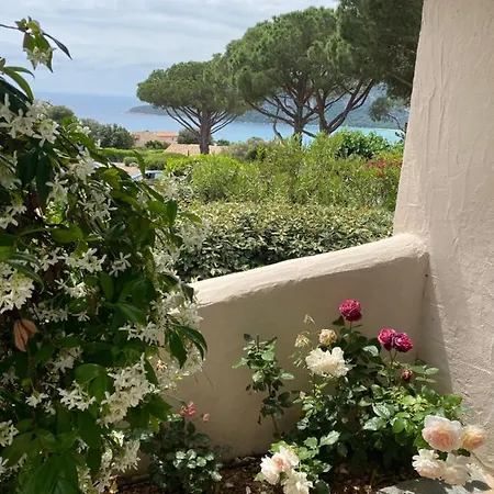 Santa Giulia - Le Village De L'Hacienda Apartment *